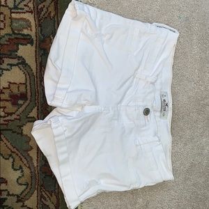 white hollister shorts